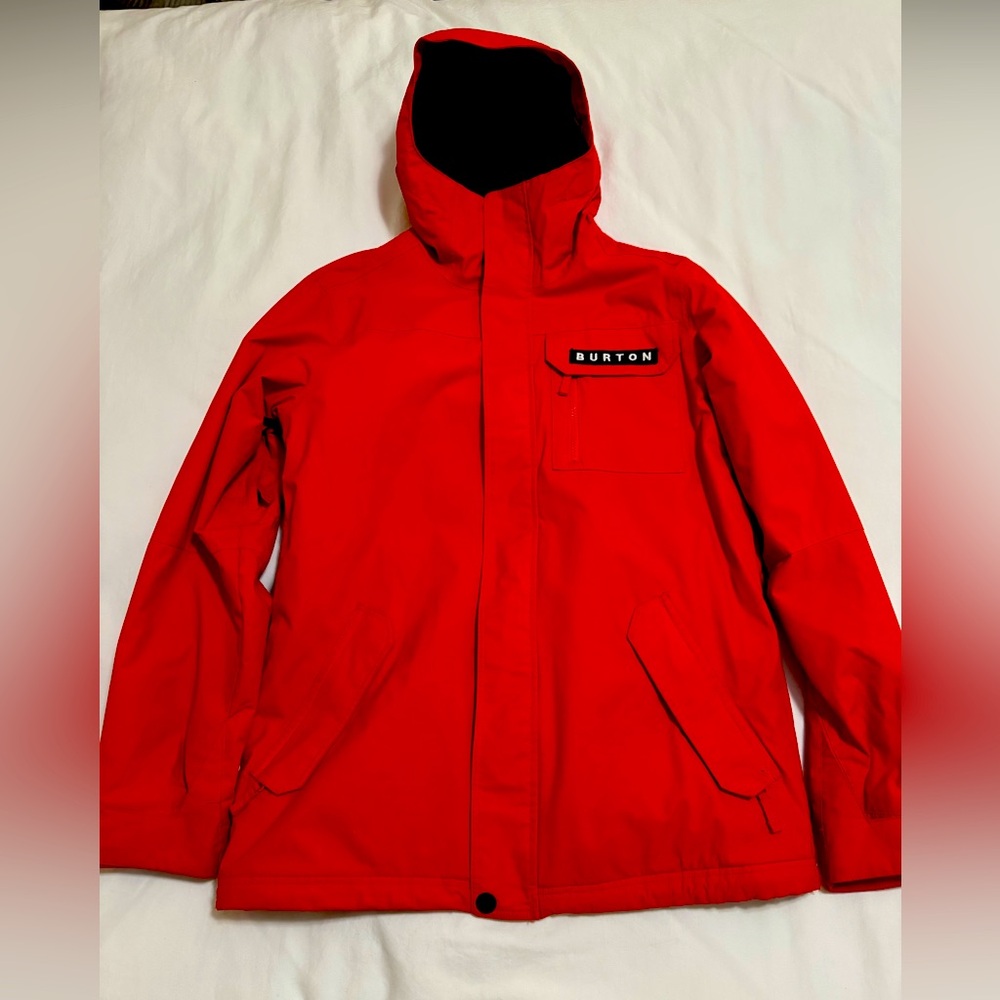Burton ski/ snowboard jacket. Very good condition. Worn one trip